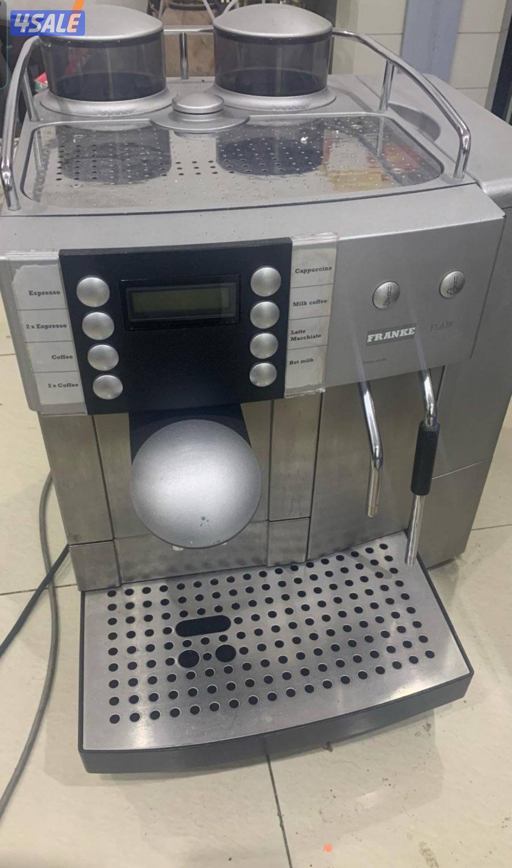 ماكينه قهوه احترافيه بحاله ممتازه وسعر منخفض5