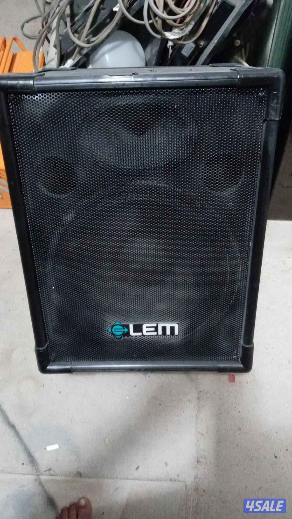 للبيع مكسر مع سمعات2