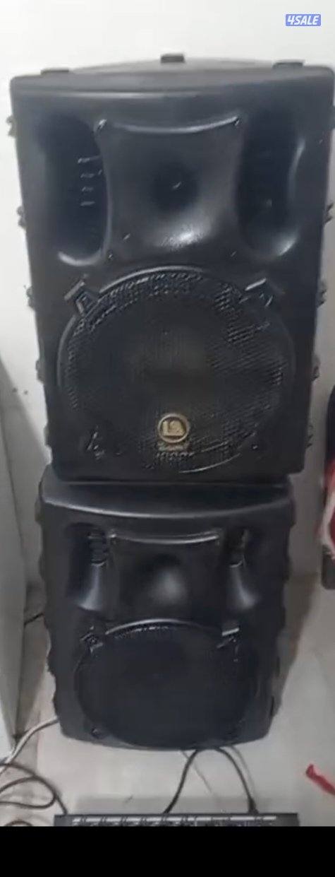 للبيع مكسر مع سمعات3