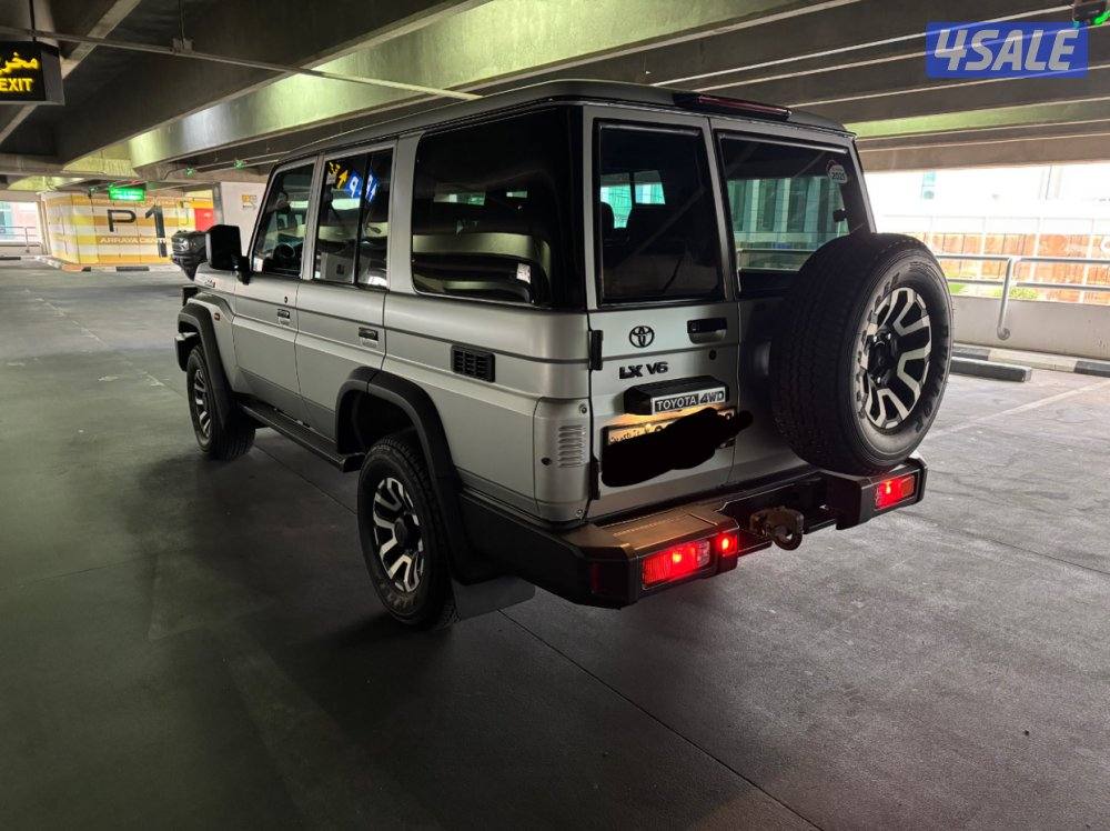 Land Cruiser LX 4WD V63