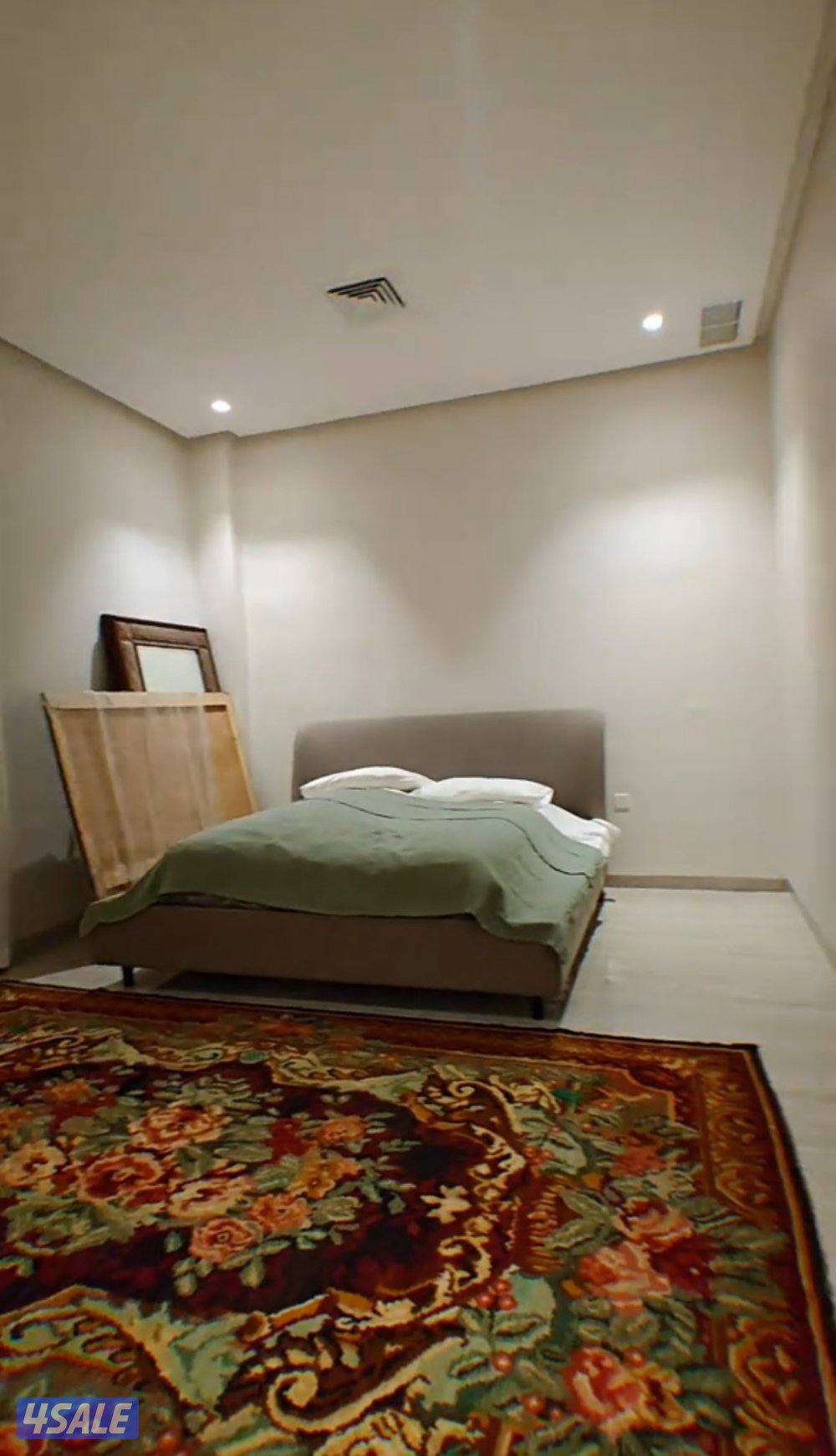 للاجار فيلا دوبلكس اول ساكن فخم ارضي وسرداب 4غ8