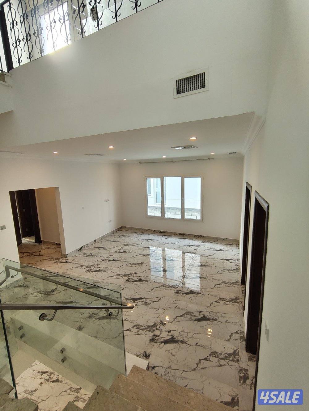 للاجار فيلا مع حوش حديقه تشطيب الترا ديلوكس في البدع2