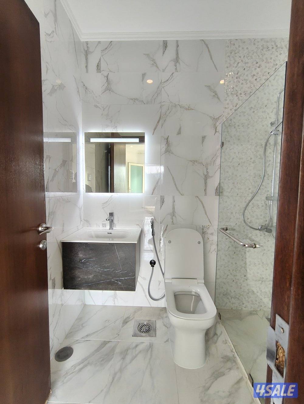 للاجار فيلا مع حوش حديقه تشطيب الترا ديلوكس في البدع9