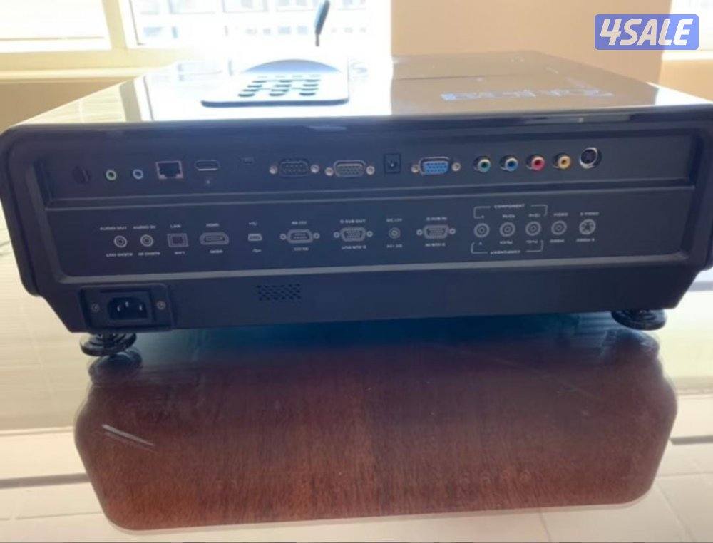 BenQ full hd projector2