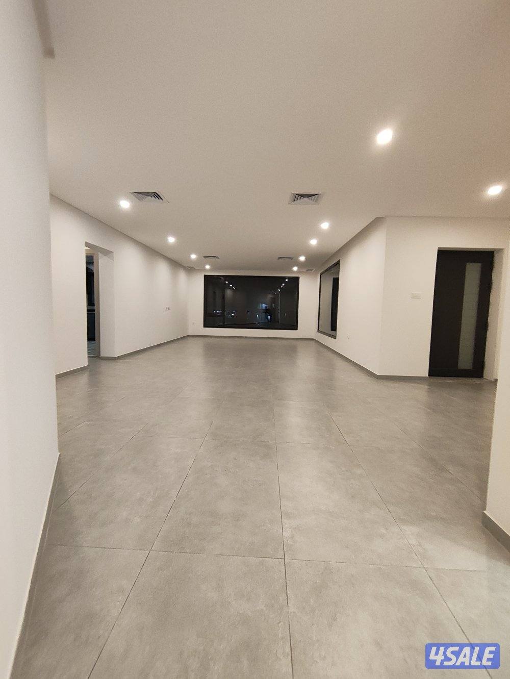 للاجار ادوار فخمه اول ساكن في الرميثيه1