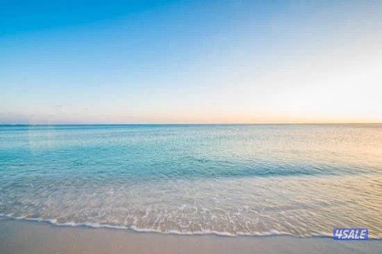 للإيجار أرض فضاء مباشرة على البحر0