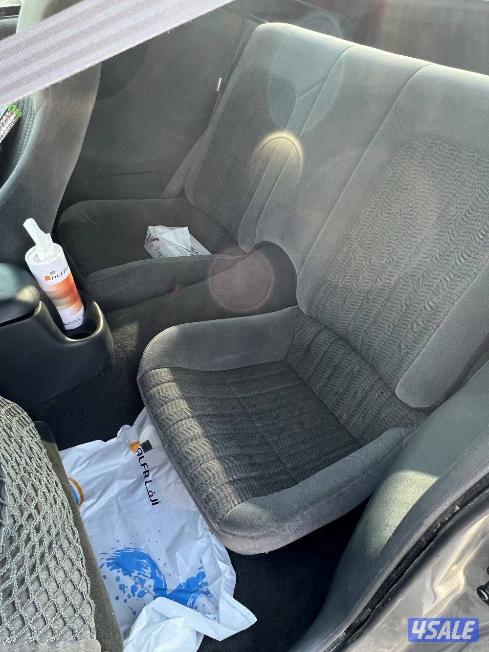 للبيع بوعدسات بحاله نادره10