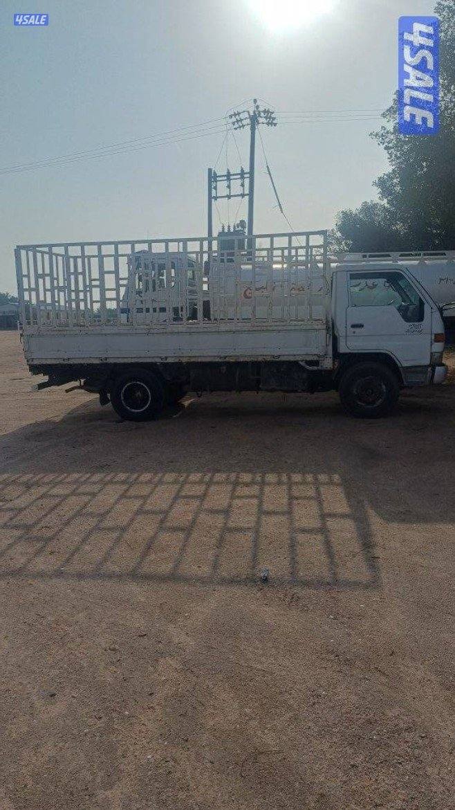 للبيع هاف لوري (دينا)1