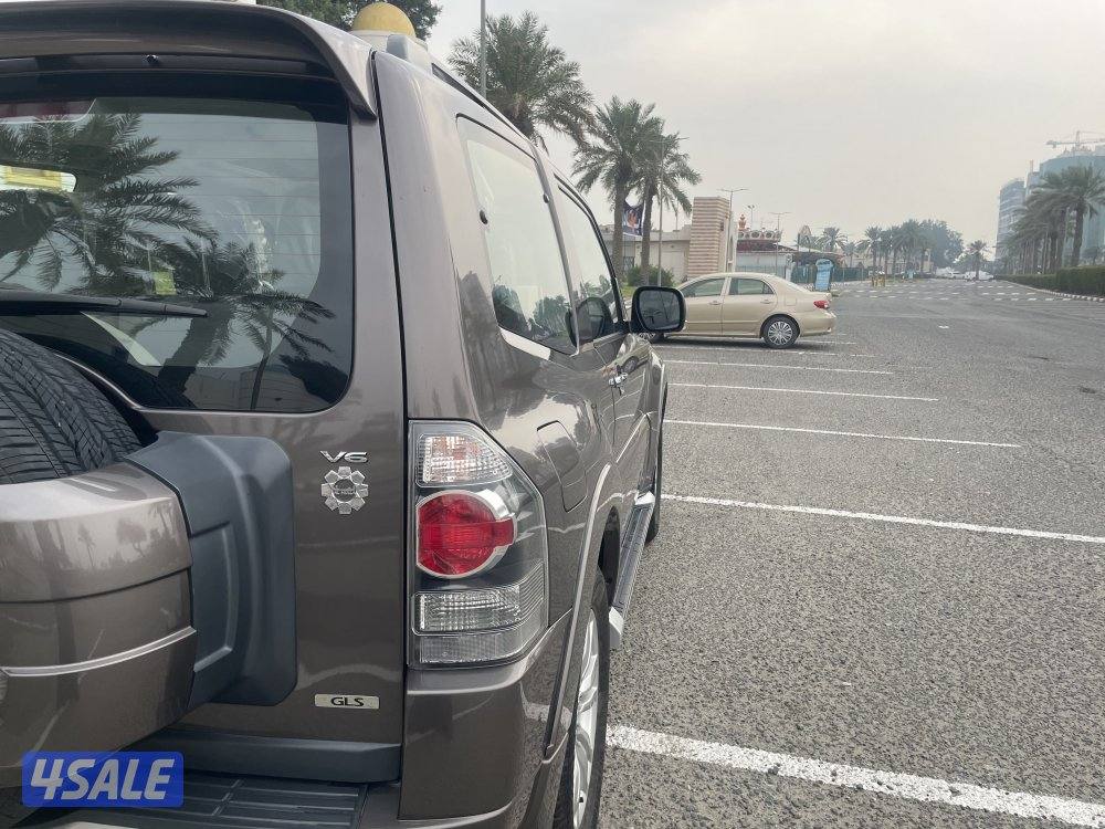 للبيع باجيرو باب واحد عداد 1227