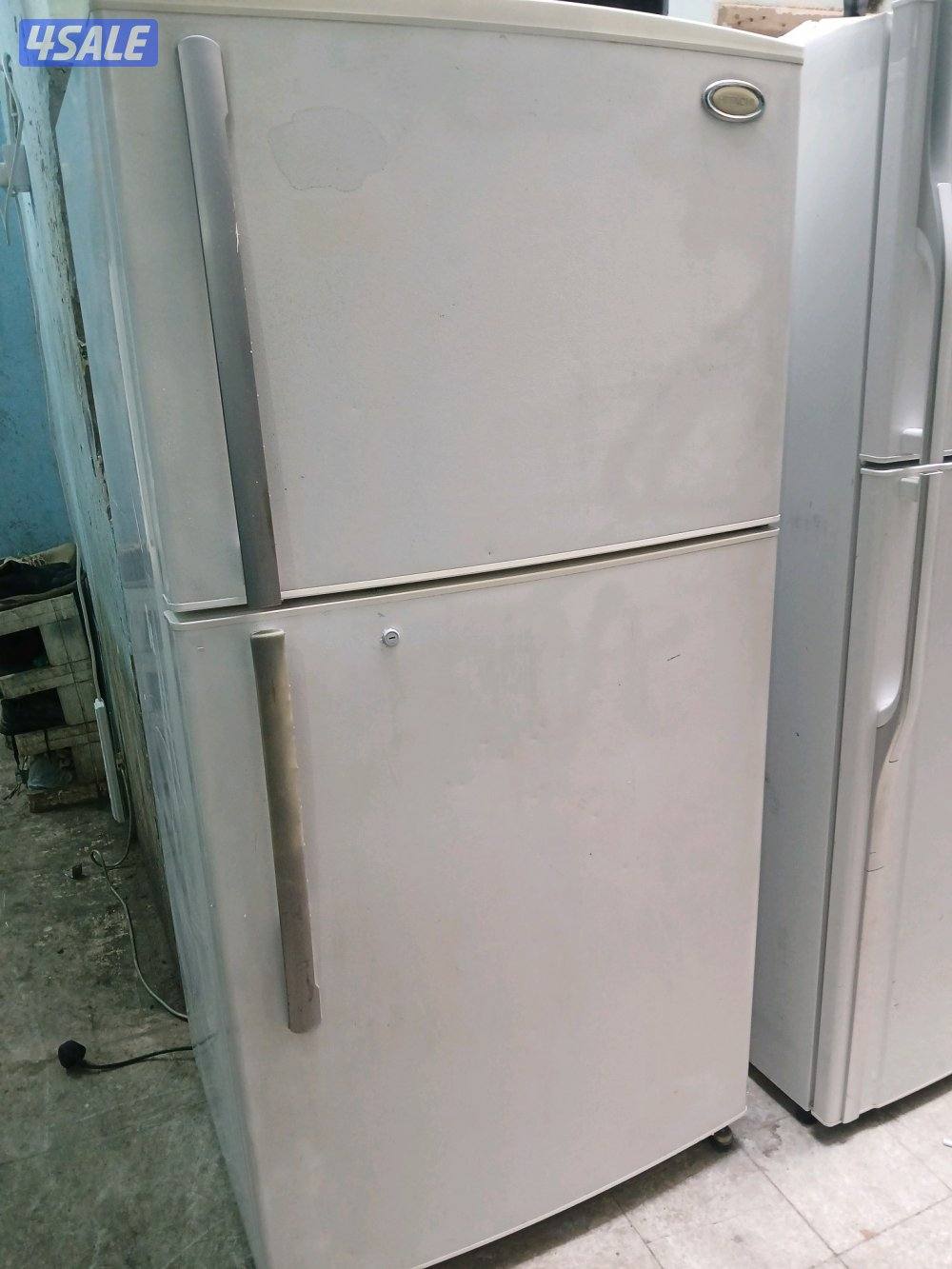 للبيع ثلاجه هيتاشي ياباني  بحاله جيده جدا 22قدم عائلية2