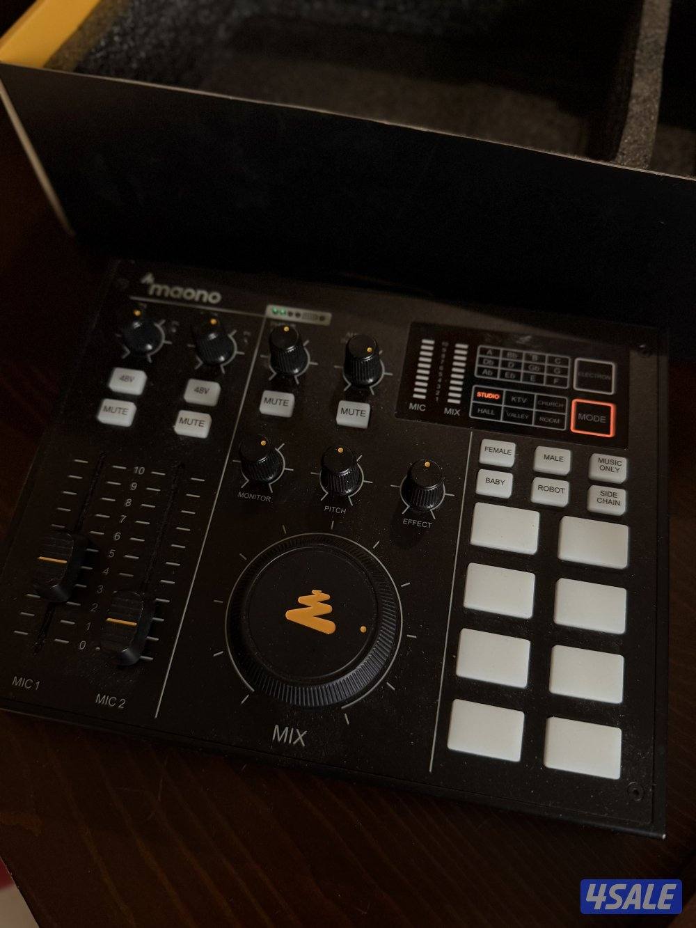 Maonocaster mixer great for gaming and podcasting0