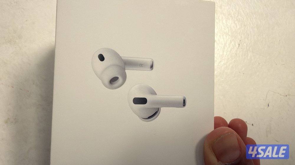 ايربود 3 pro شراء اليوم ضمان سنتين بس تم فتح الكرتون0
