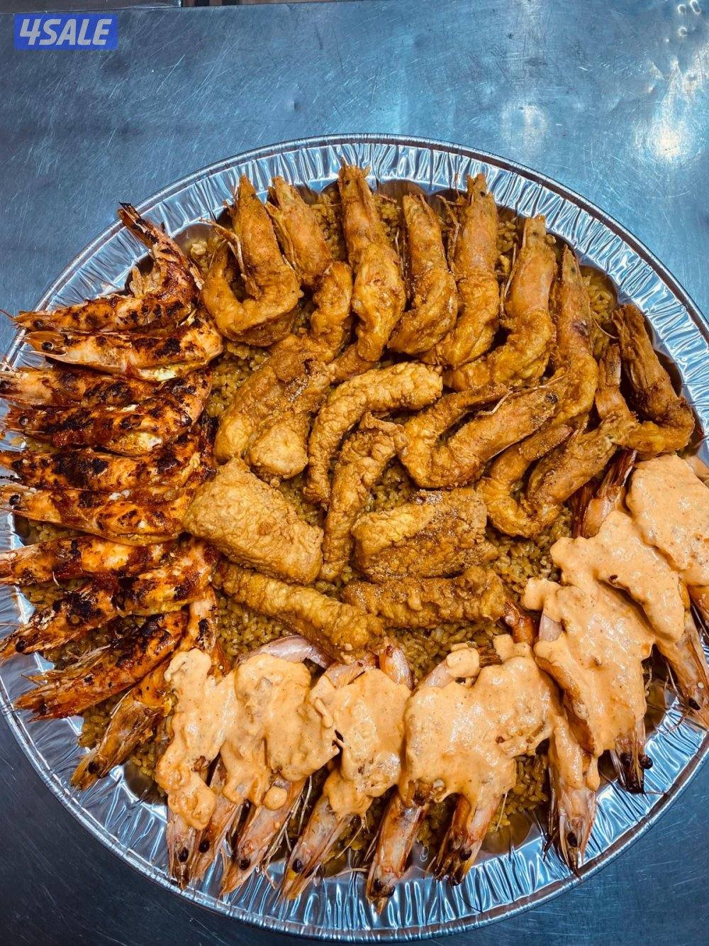 رحلات بحرية حفلات تخرج واعياد ميلاد وجبه ماكولات بحريه 5 اشخاص11