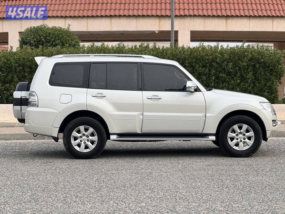 ميتسوبيشي باجيرو صدفي موديل 2021 للبيع6