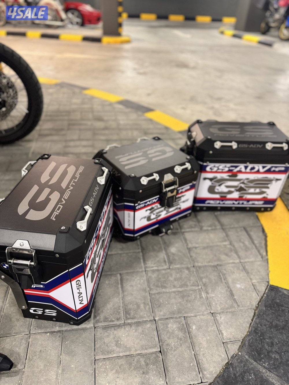 للبيع صناديق BMW 1250GS5