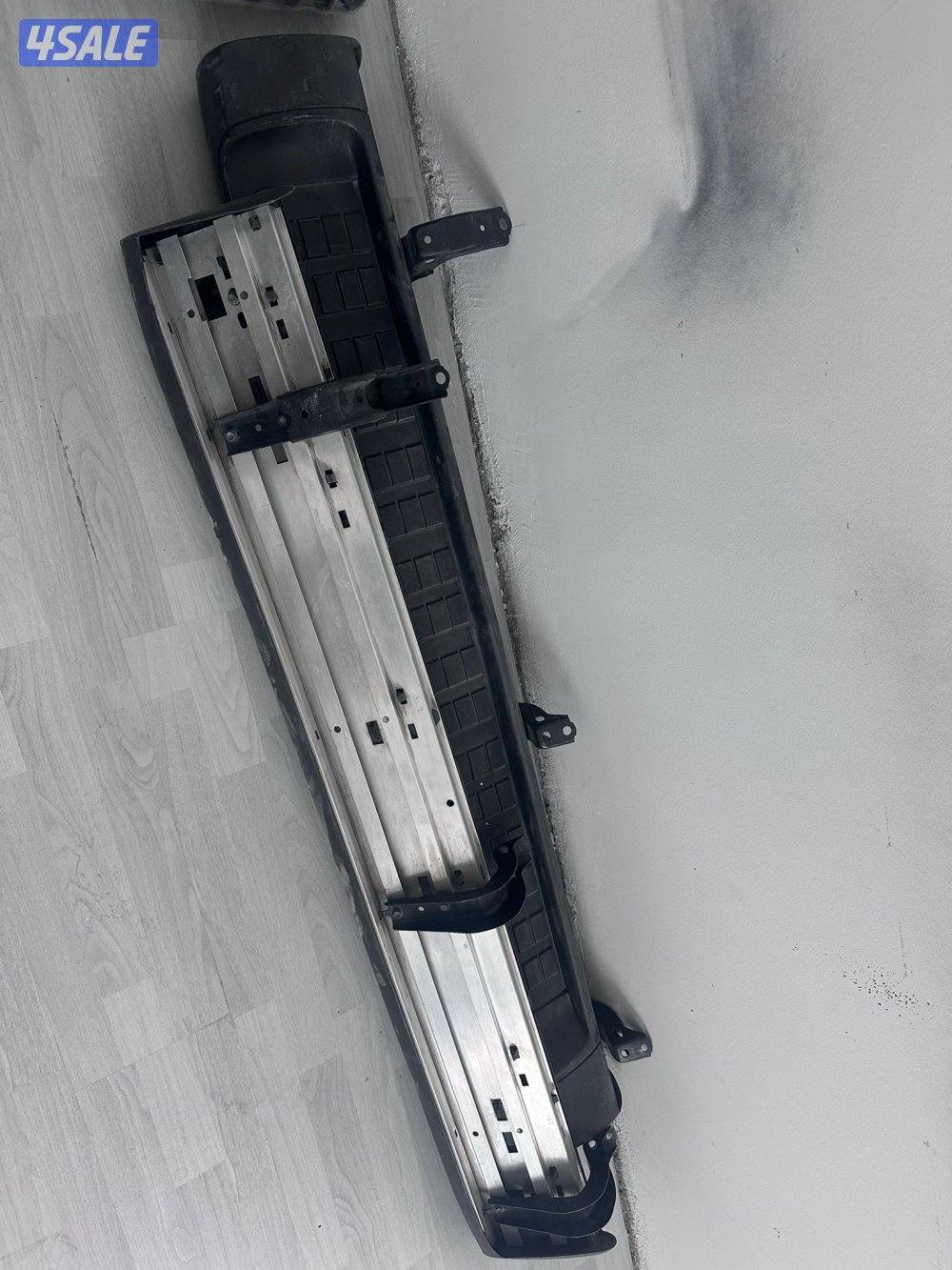 دعامية اف جي وكالة بحالة ممتازة مع كشافات7