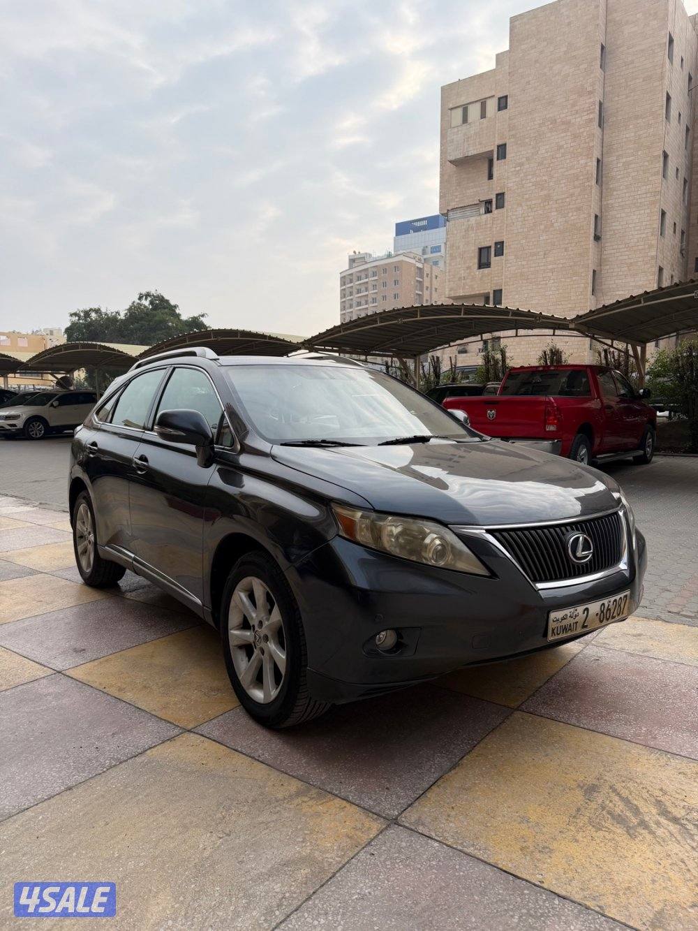 للبيع لكزس RX 350 موديل 2011 ماشي 2121