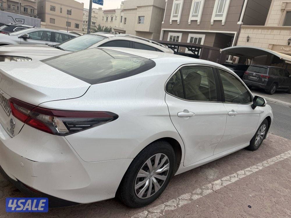 كامري مديل 2023 وكاله ماشيه 5 الف كيلو فئة Hybrid نظيفه السياره1