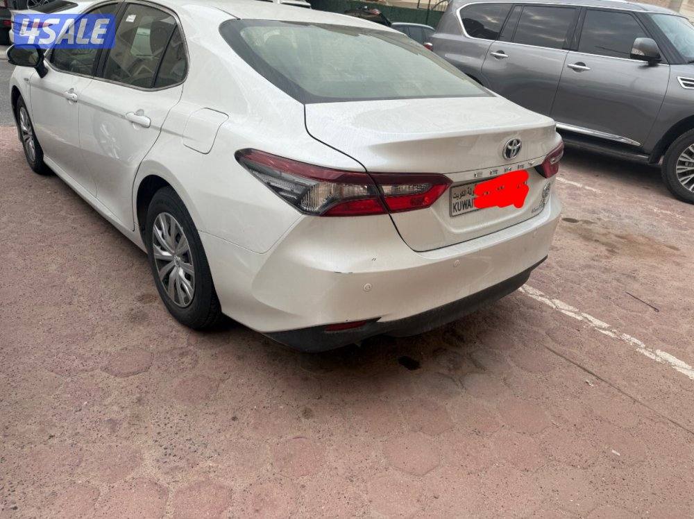 كامري مديل 2023 وكاله ماشيه 5 الف كيلو فئة Hybrid نظيفه السياره2