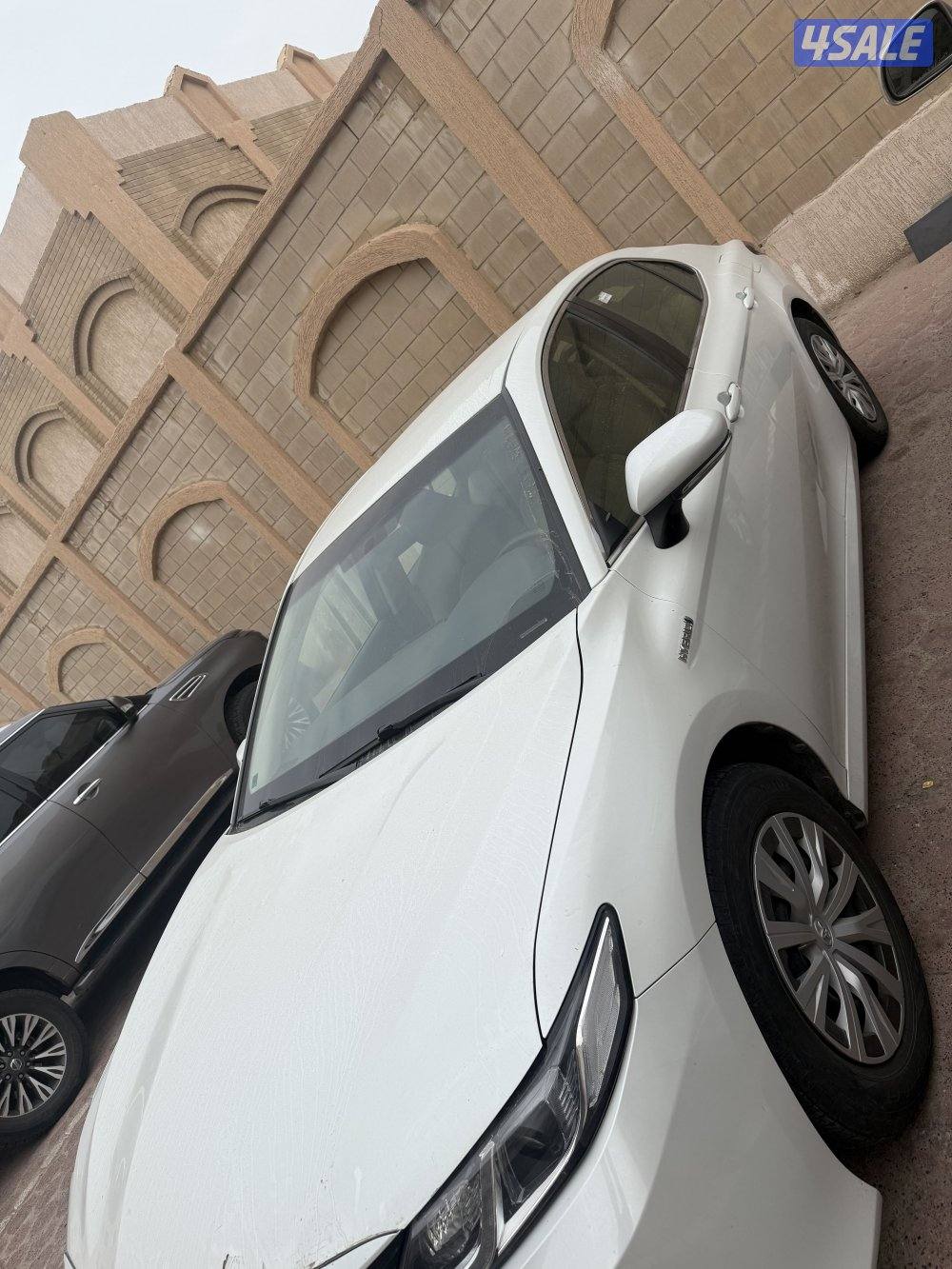 كامري مديل 2023 وكاله ماشيه 5 الف كيلو فئة Hybrid نظيفه السياره4