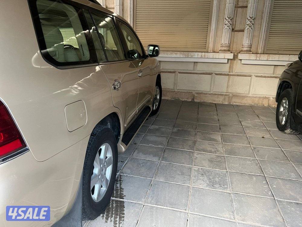 البيع جيب لكزس0