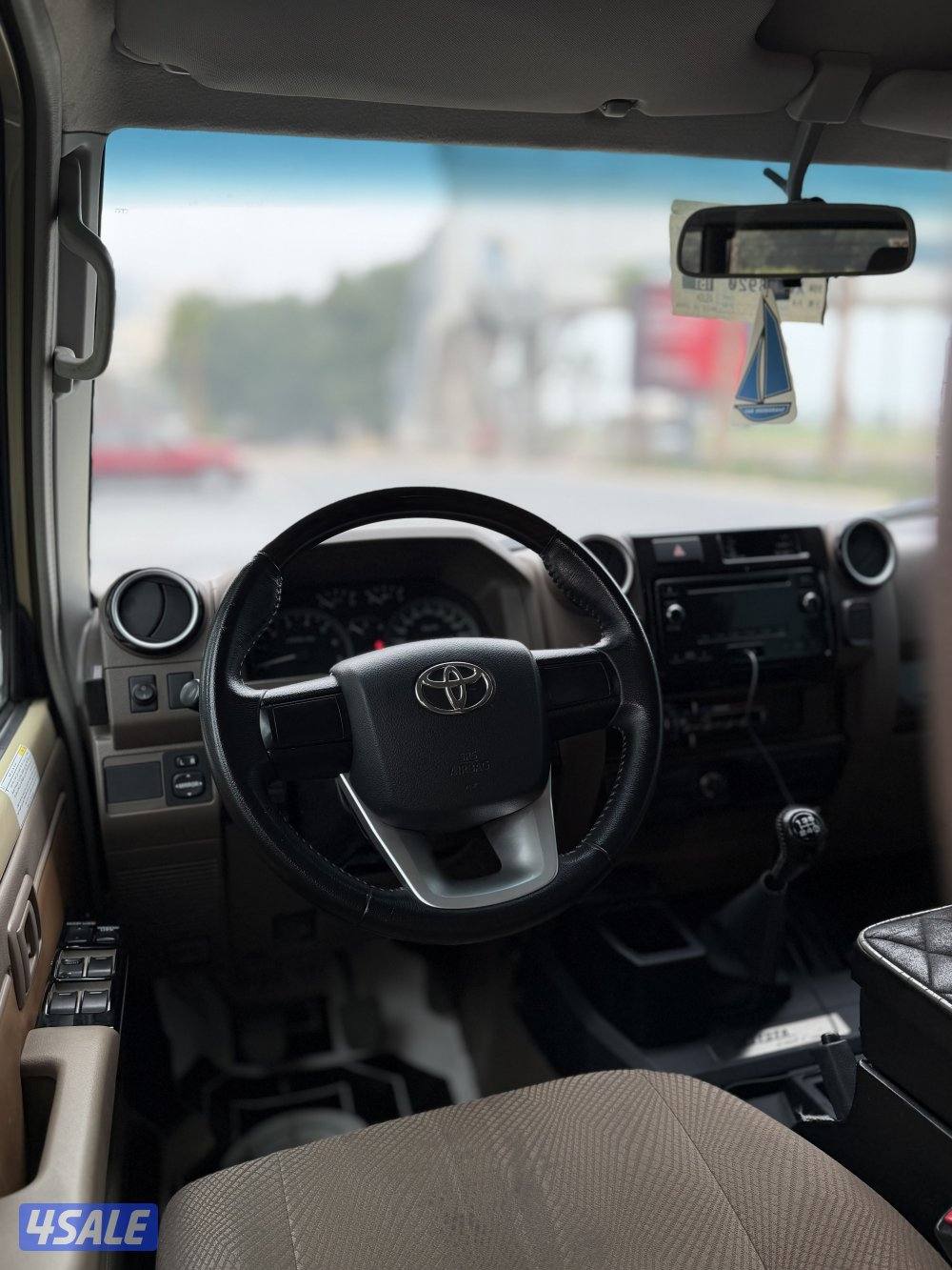 تويوتا لاندكروزر فئة ال 70 موديل 22 عداد 81 سيرفس منتظم بالوكاله6