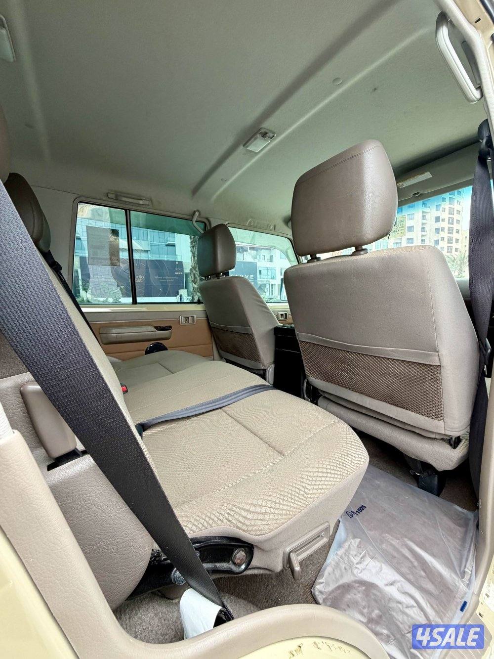 تويوتا لاندكروزر فئة ال 70 موديل 22 عداد 81 سيرفس منتظم بالوكاله8