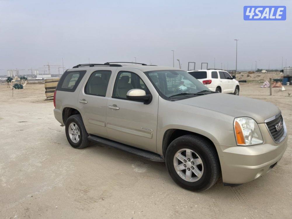 للبيع يوكن ٢٠١٣ شرط الفحص قير مكينه شاصي بدي بيعه سريعه وساء الله يرزق0