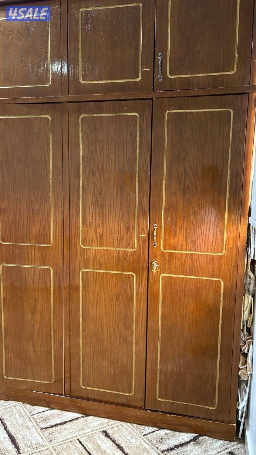 كبت لون البني 6 ابواب و اثنين تعليق و واحد تسفيط و في فوق دور ثاني2