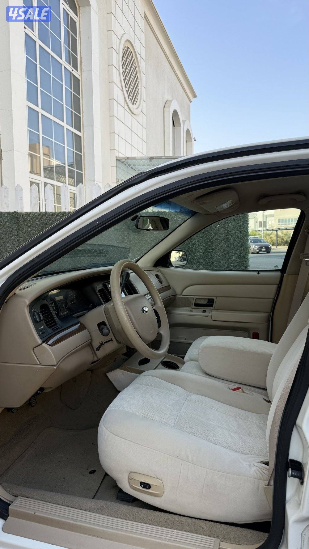 فورد فكتوريا 2010 صبغ الوكاله بالكامل7