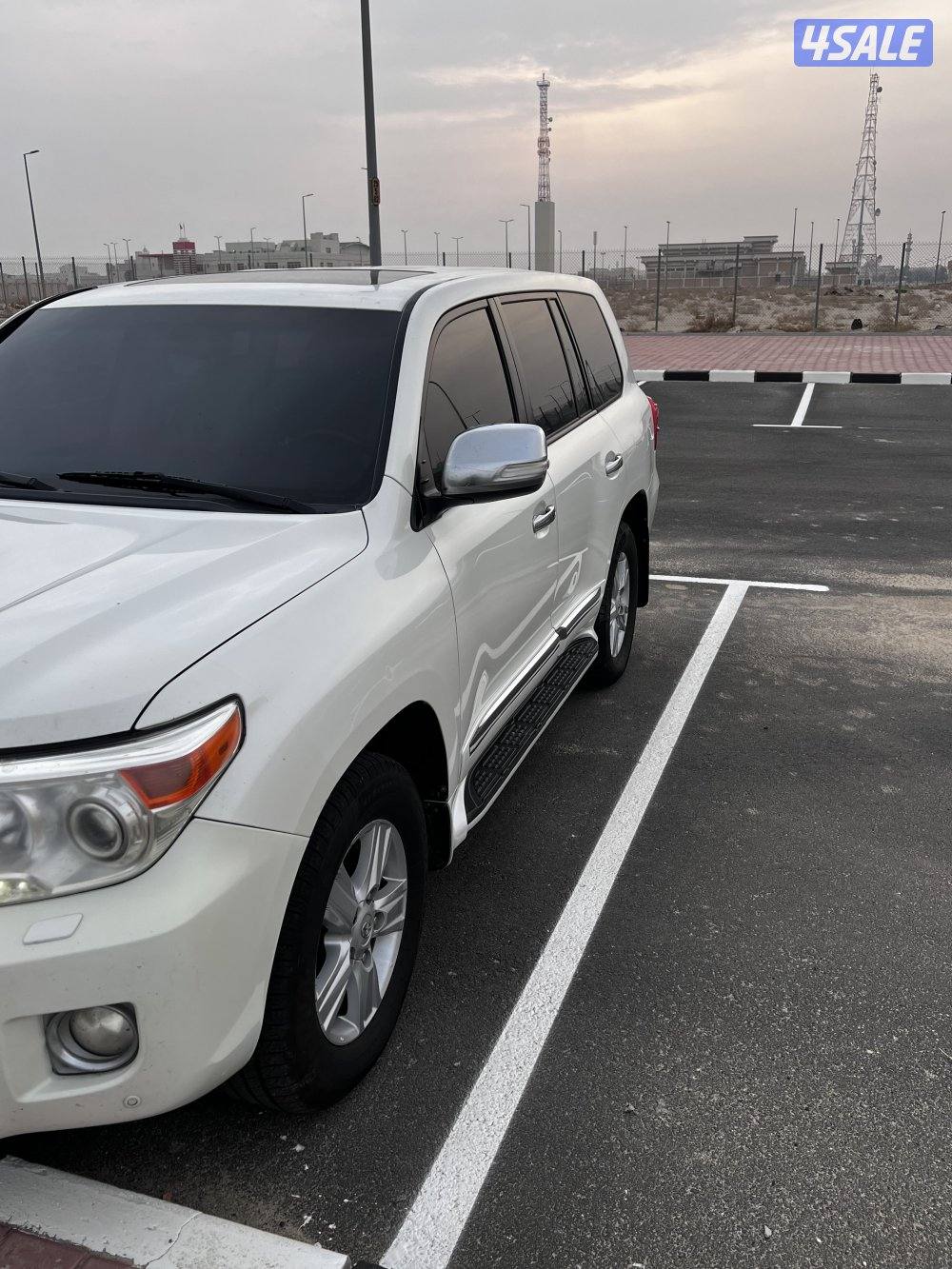 للبيع لاند كروز 2014 GX.R صبغ الوكالة شرط الفحص1