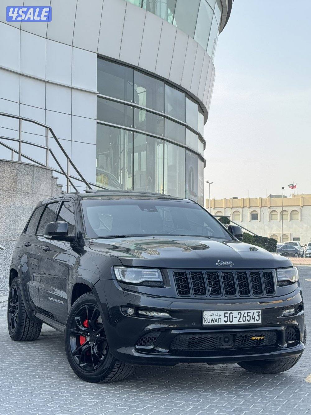 للبيع جيب جراند شيروكي SRT موديل 20161