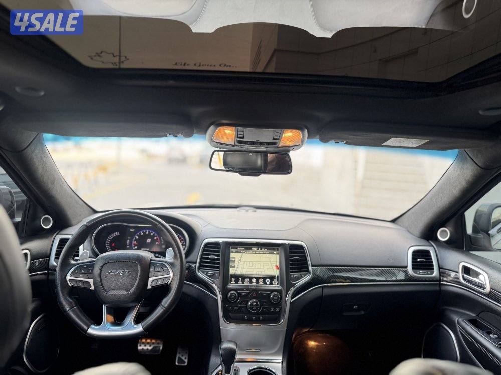 للبيع جيب جراند شيروكي SRT موديل 201610