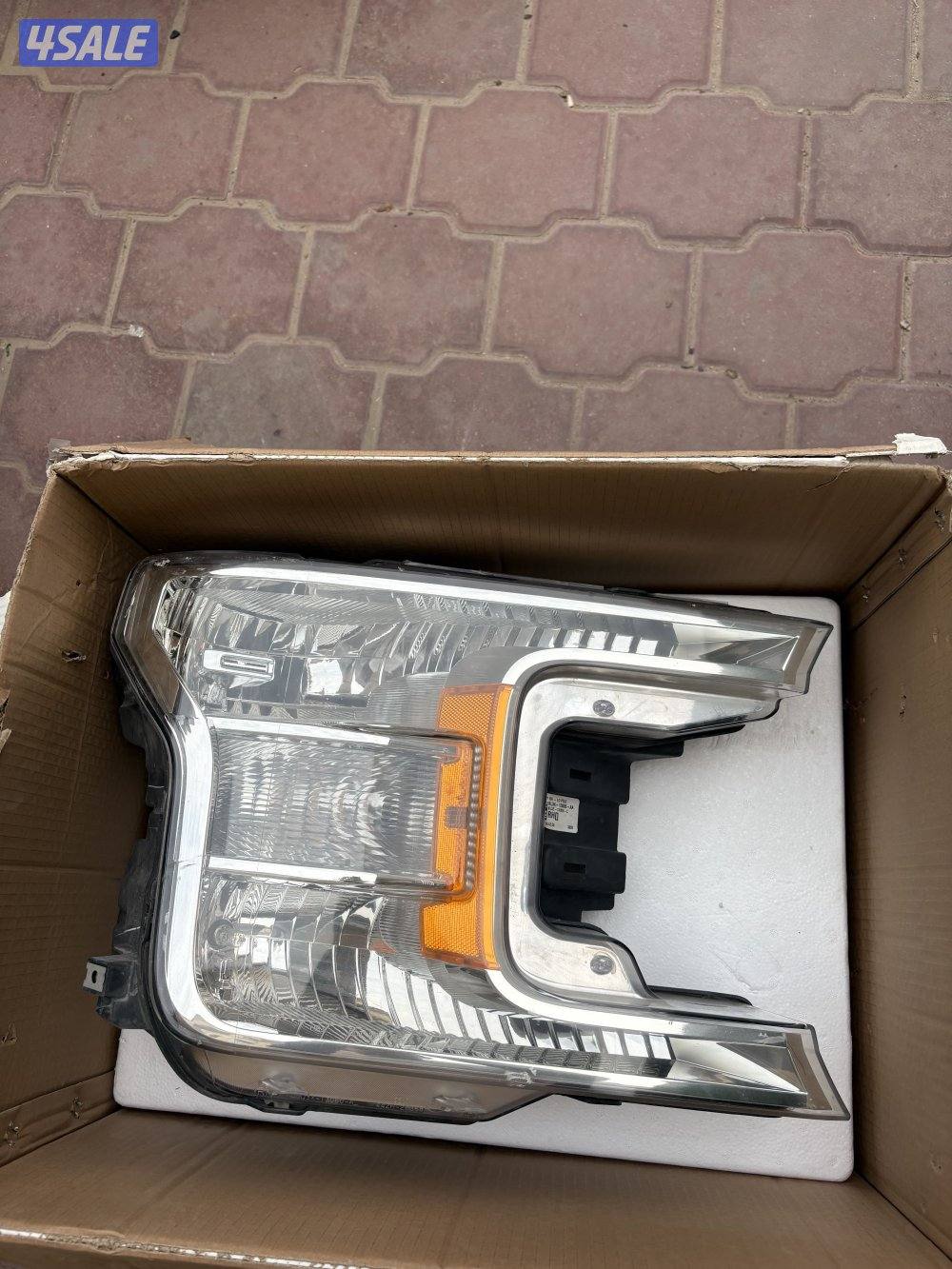 اصطاب امامي وانيت فورد صوب يمين ويسار اصلي يركب من ٢٠١٨  الى ٢٠٢٠1