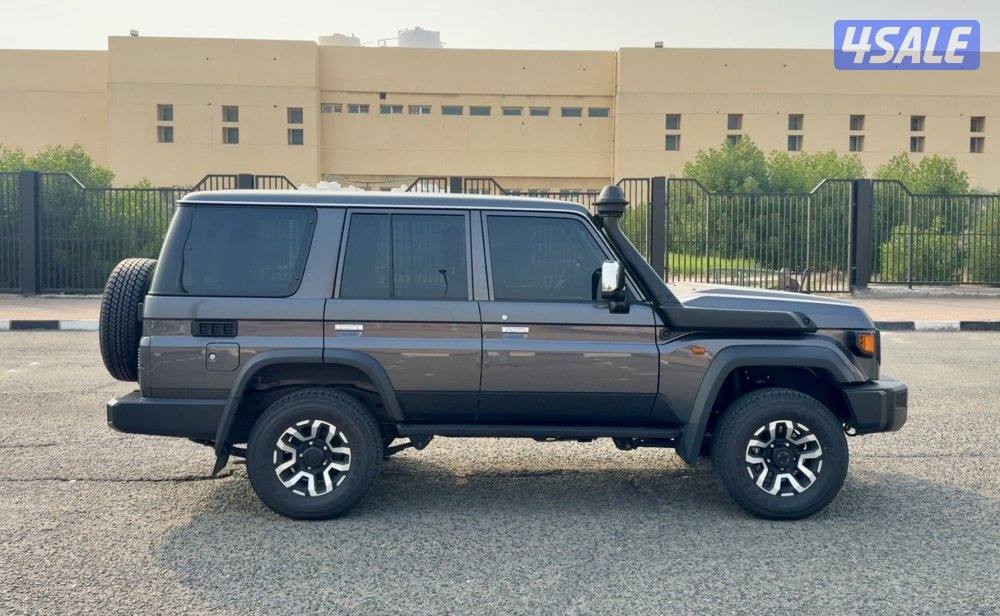 لاند كروزر اربع ابواب بحاله الوكاله3