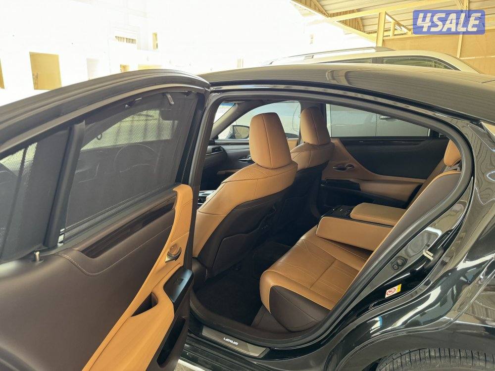 للبيع لكزس فئة 250 اعلى درجه4