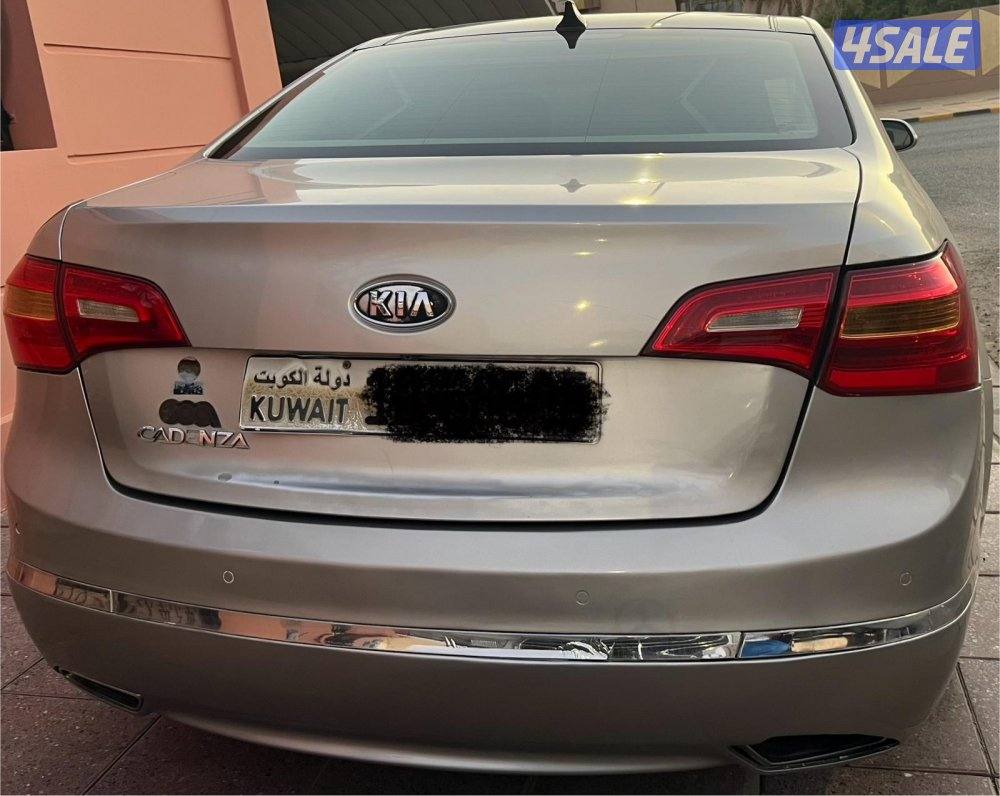 للبيع او للبدل كيا كادينزا 20124