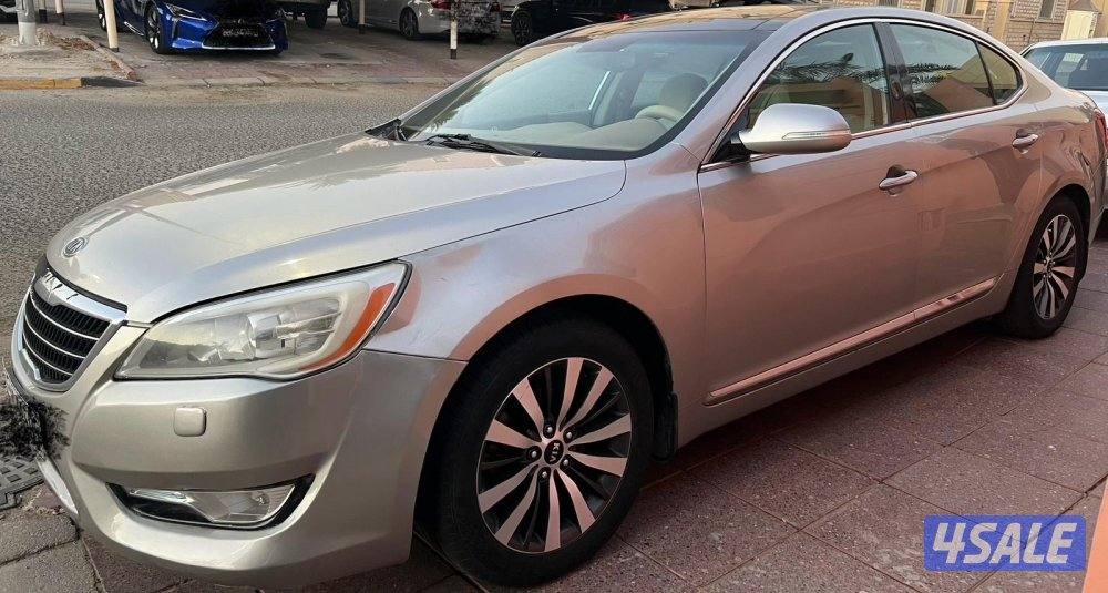 للبيع او للبدل كيا كادينزا 20125