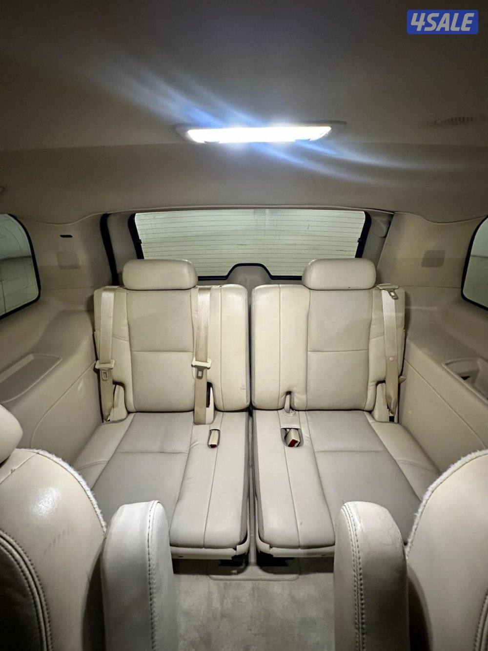 اسكاليد شرط الفحص بحاله ممتازه10