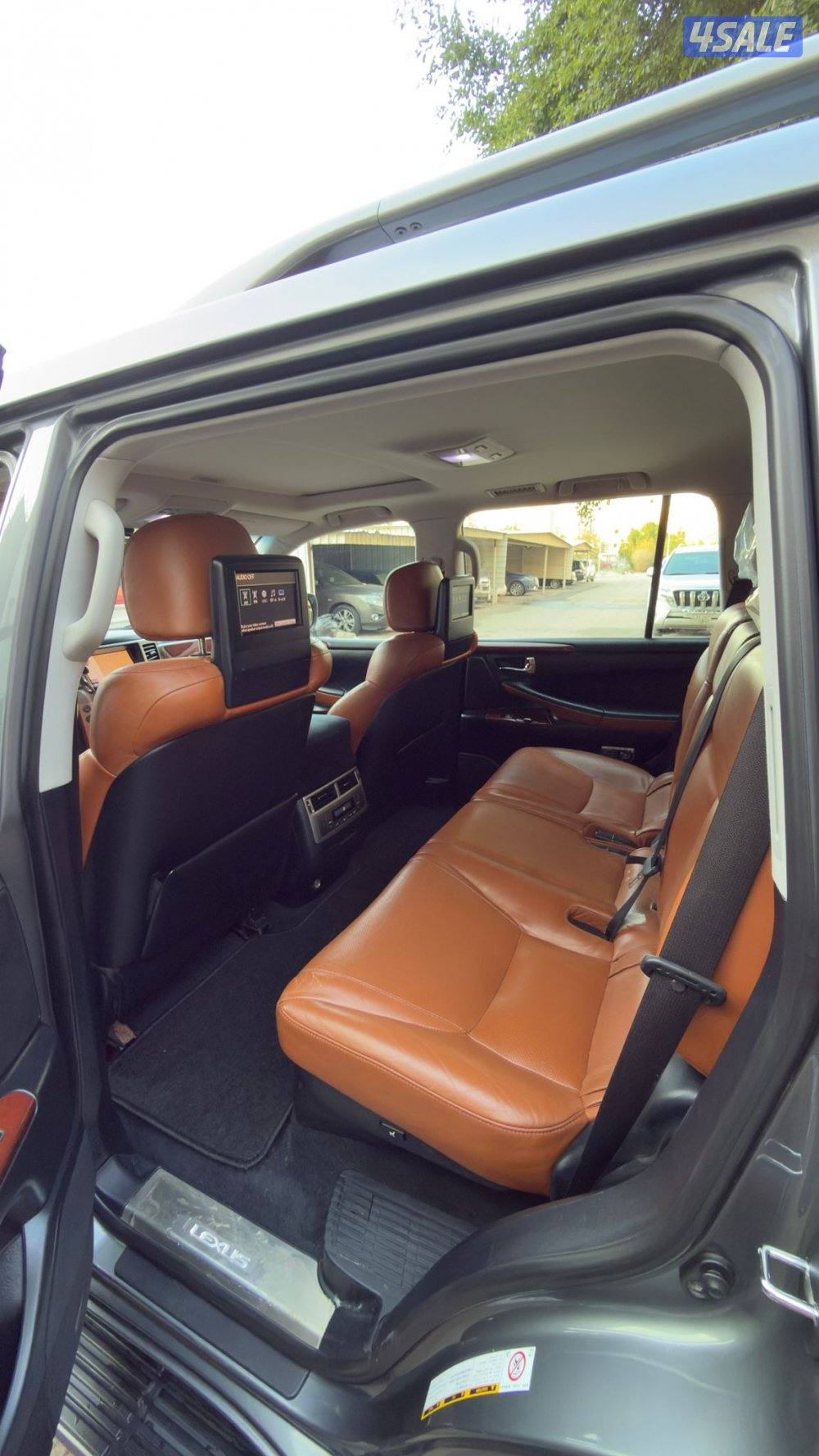 لكزس LX570 ٢٠١٣ الساير عداد ٣٦٠ ألف شرط الفحص صبغ وكاله كامل مواصفات6