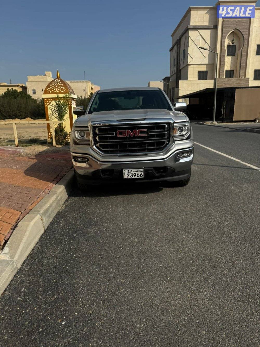 سييرا Z71 SLE ٢٠١٦ وارد قطر عداد ١٥٥ ألف شرط الفحص صبغ وكاله غمارتين0