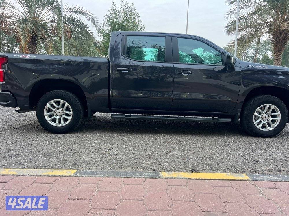 سلفرادو  RSTموديل ٢٠٢٤ الغانم LT ماشي ٧ الاف كيلو تحت الكفاله صبغ وكال3