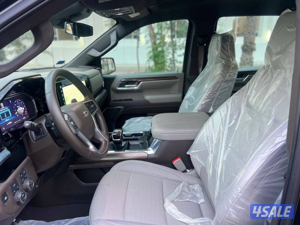 سلفرادو  RSTموديل ٢٠٢٤ الغانم LT ماشي ٧ الاف كيلو تحت الكفاله صبغ وكال9