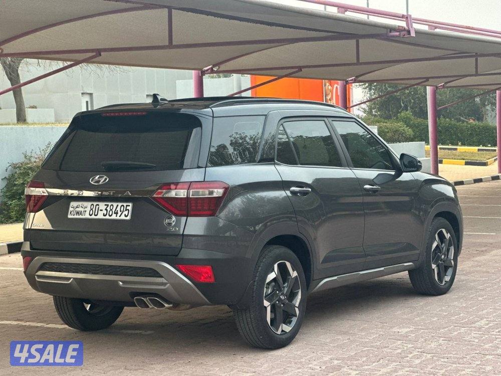 للبيع كريتا كامل المواصفات 2024 ماشي 17 الف4