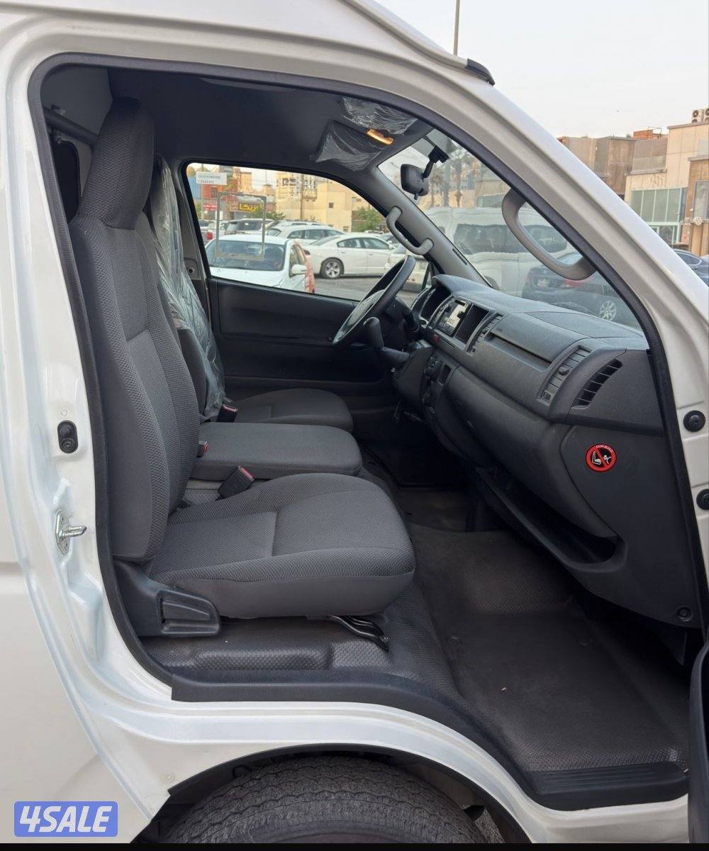 للبيع هايس سقف عالي2023 عداد 268