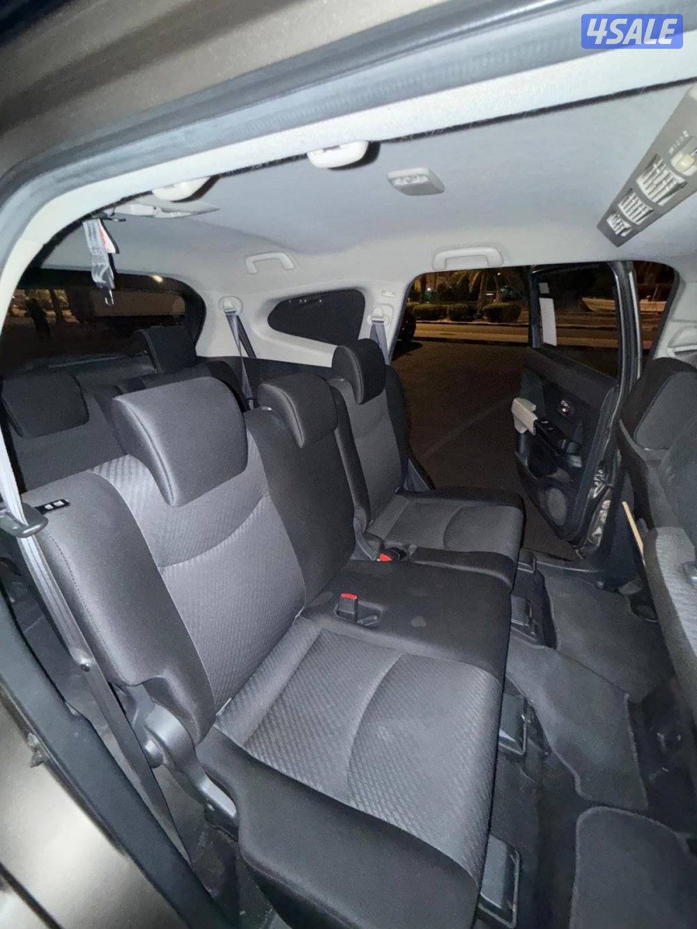 للبيع تيوتا رش الساير موديل 2020 عداد السيارة100 الف بحالة ممتازة10