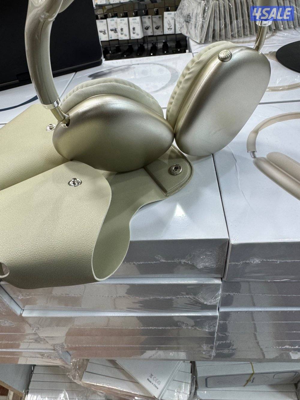 سماعات كوبي ايربودز ماكس + توصيل مجاني وكفاله سنه5