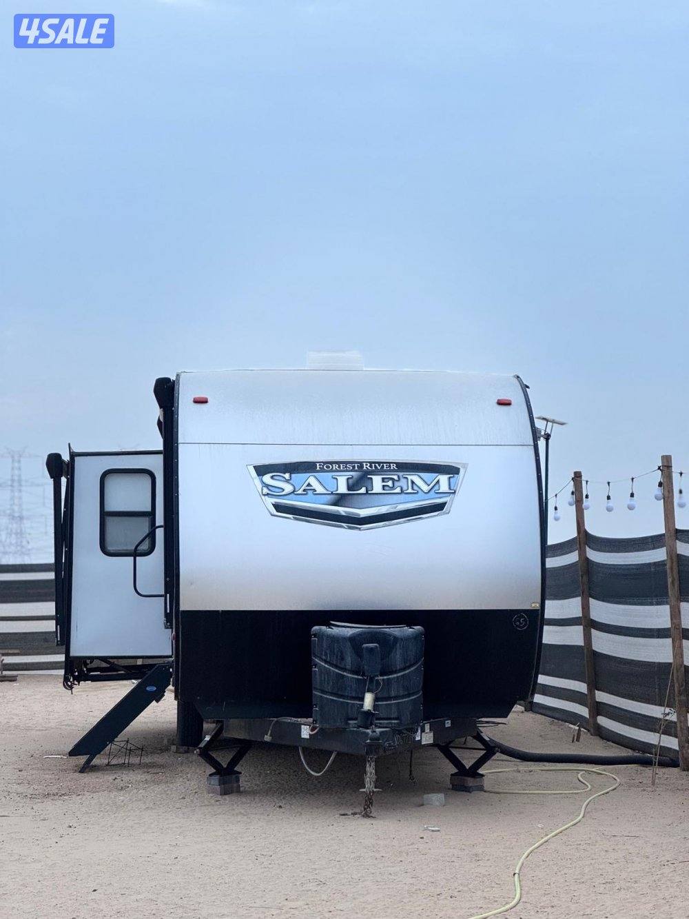 للبيع كرفان امريكي 34 قدم5