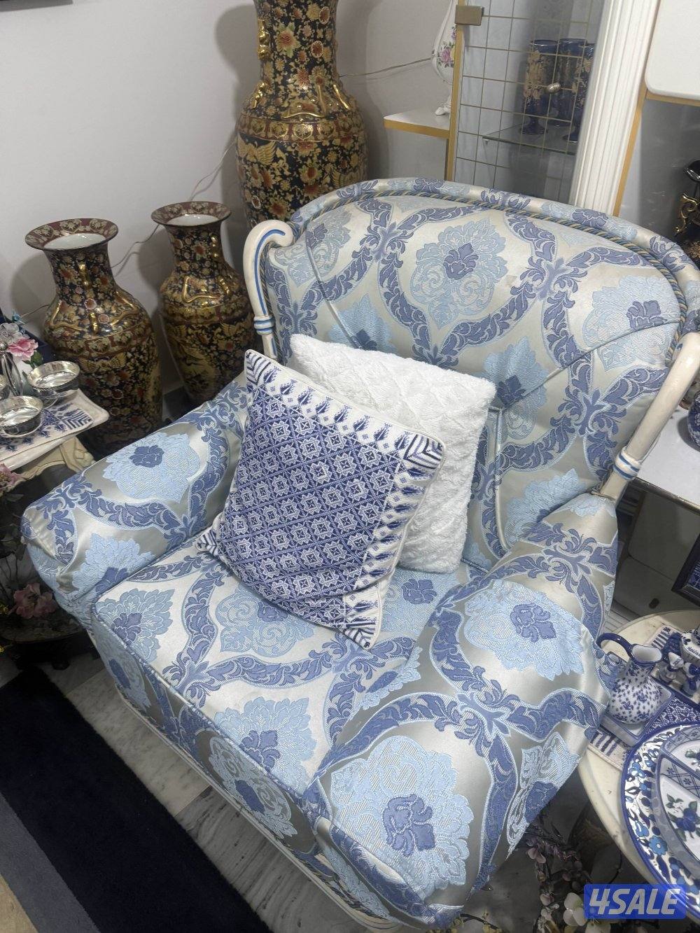 طقم جلوس فاخر متكامل- set living room1