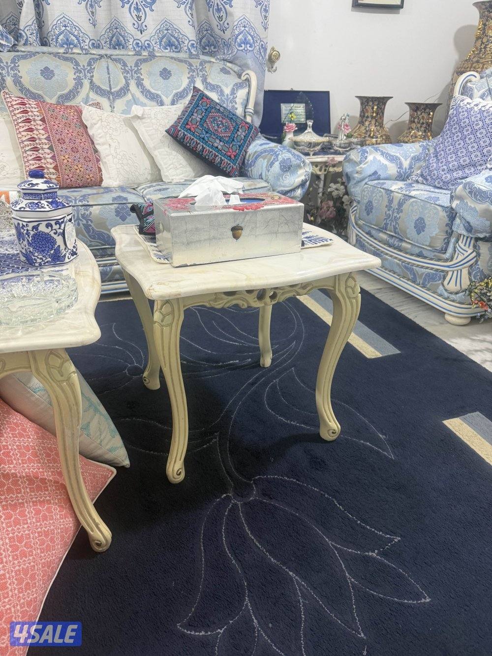 طقم جلوس فاخر متكامل- set living room2